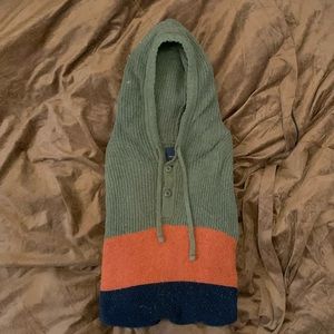 Men’s layered multi-colored hooded sweater